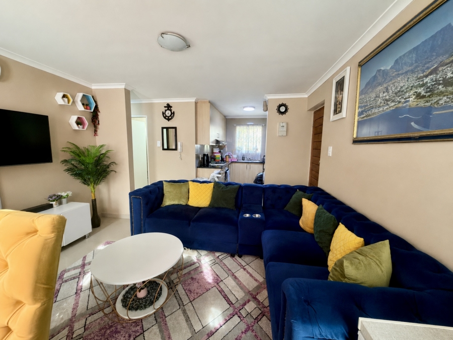 2 Bedroom Property for Sale in Parklands Western Cape